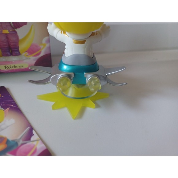ROLIFE x SURI Star Dream Galaxy Spaceship Girl Mini Figure Designer Art Toy - Picture 7 of 16
